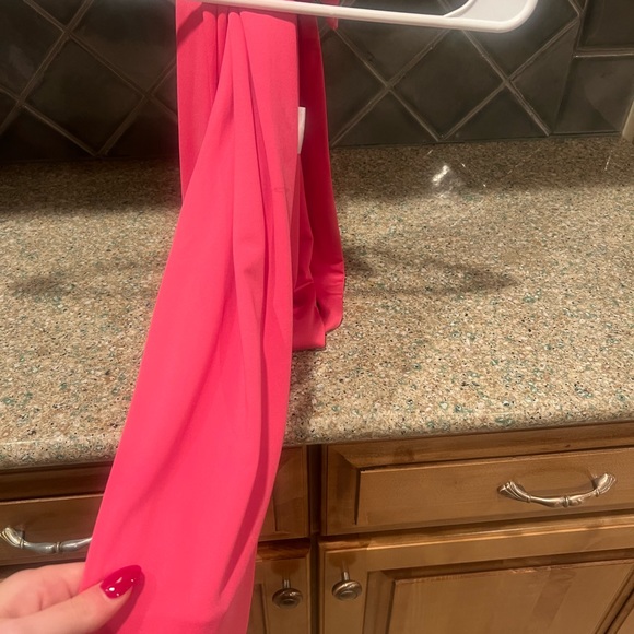 Princess Polly wrap top pink - Picture 2 of 3